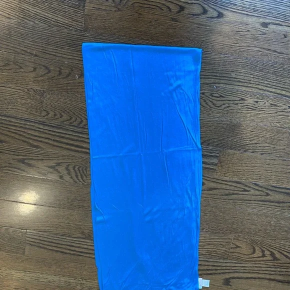 Echo Infinity Scarf Bright Blue 12" x 30" Jersey Comfy & Great for Spring! - Picture 3 of 5